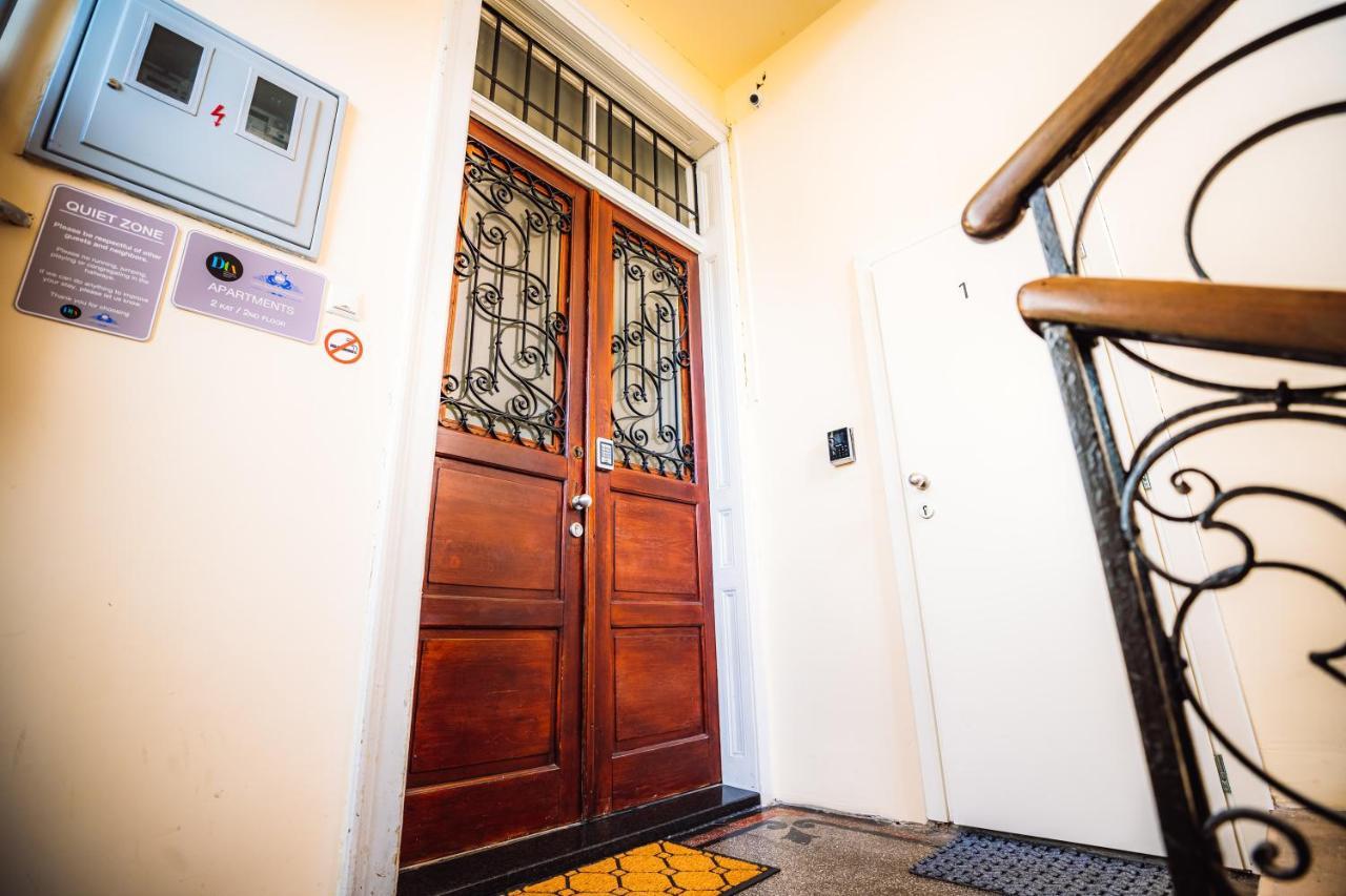 Dta Hebrangova Apartment Загреб Екстериор снимка