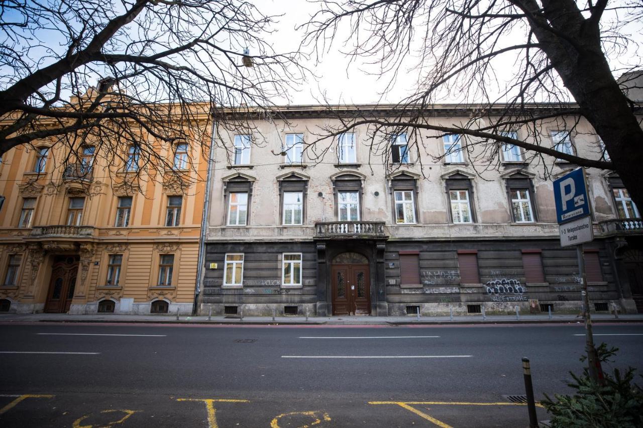 Dta Hebrangova Apartment Загреб Екстериор снимка