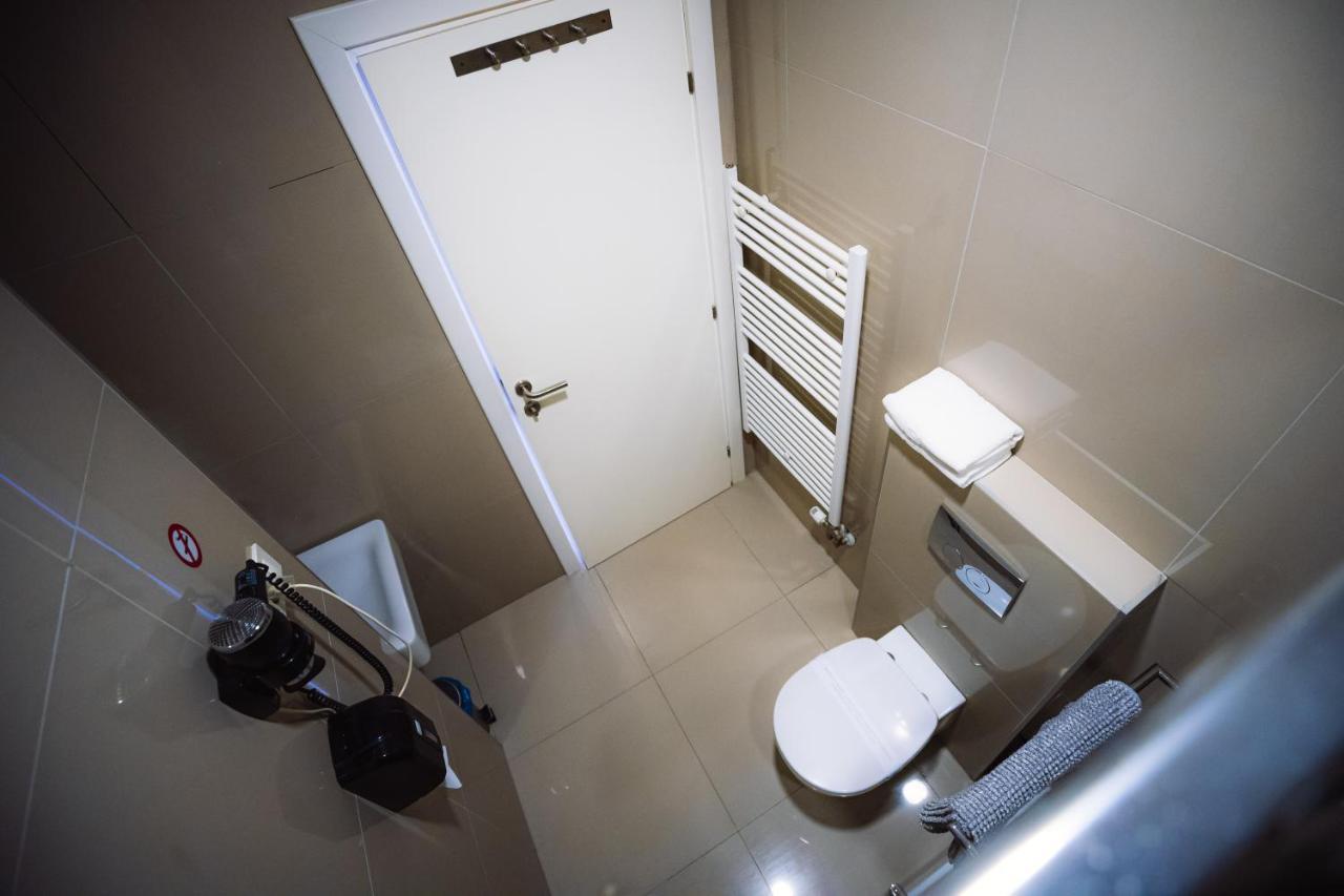 Dta Hebrangova Apartment Загреб Екстериор снимка