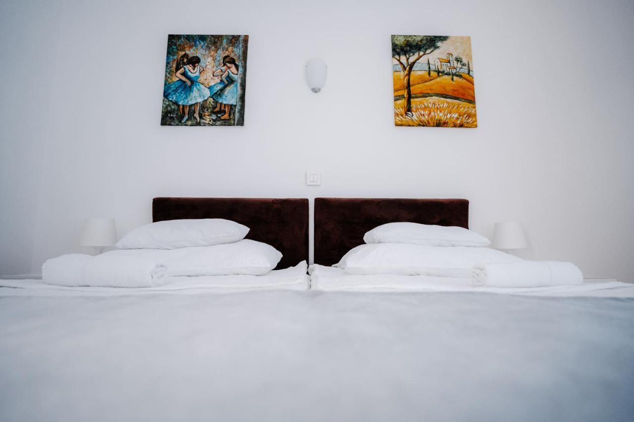 Dta Hebrangova Apartment Загреб Екстериор снимка