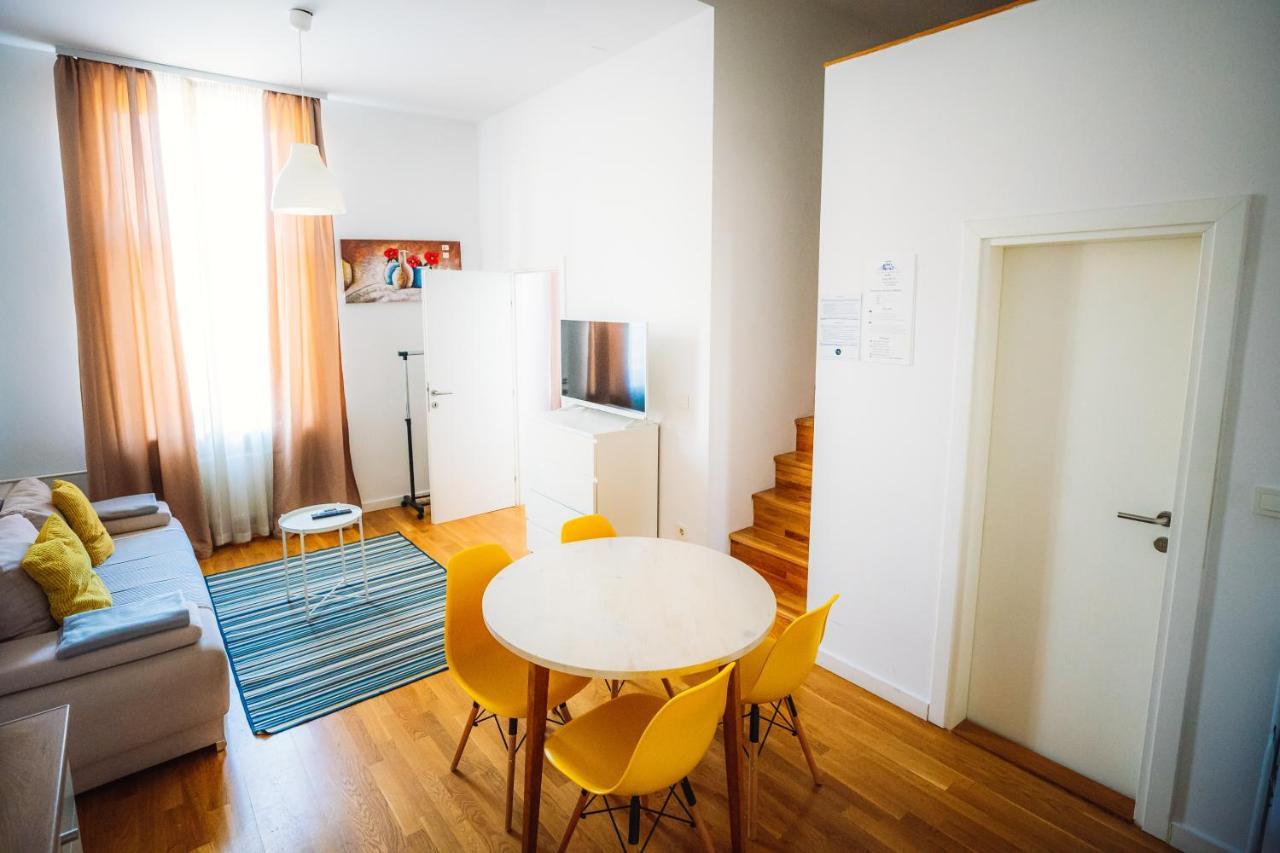 Dta Hebrangova Apartment Загреб Екстериор снимка