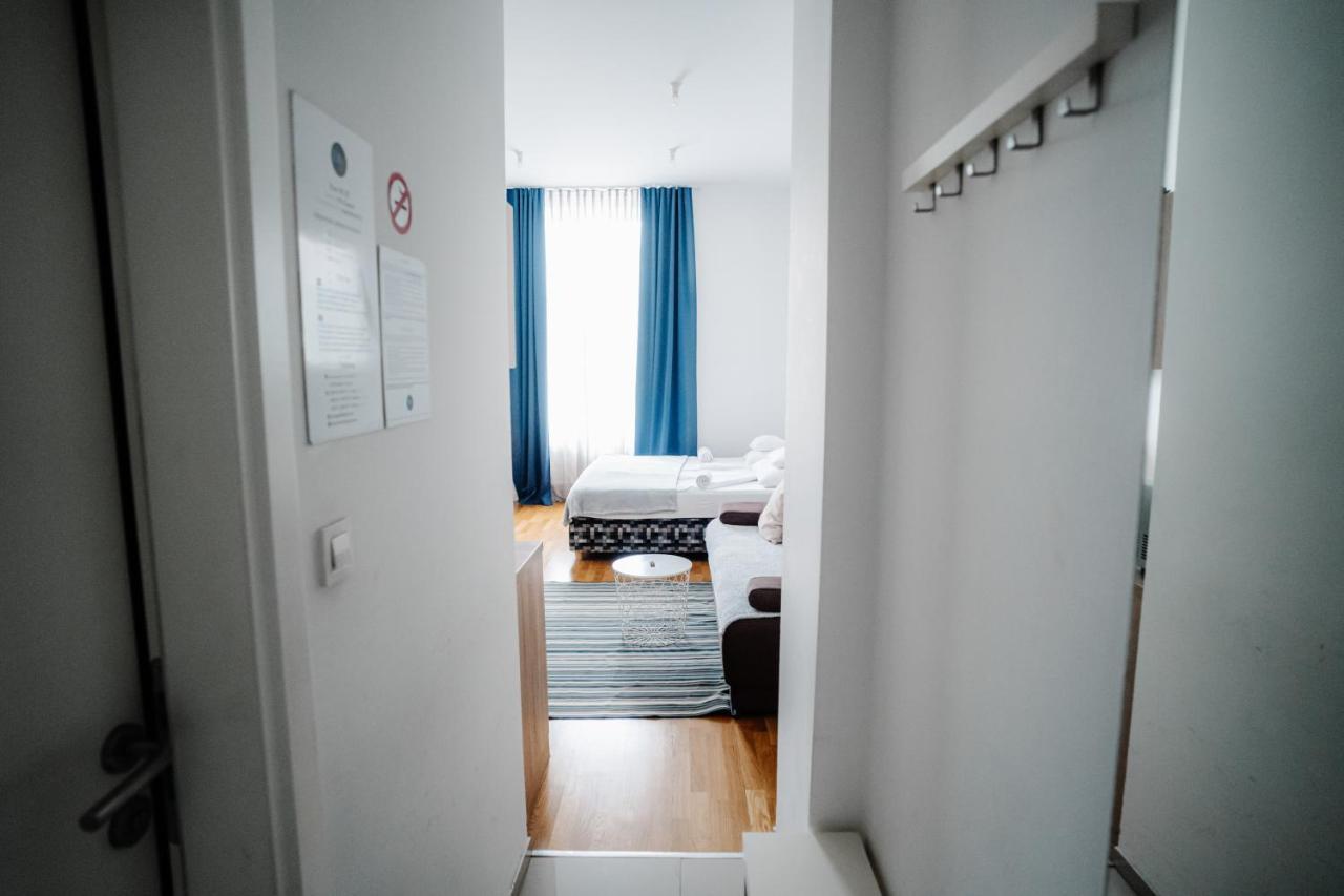 Dta Hebrangova Apartment Загреб Екстериор снимка